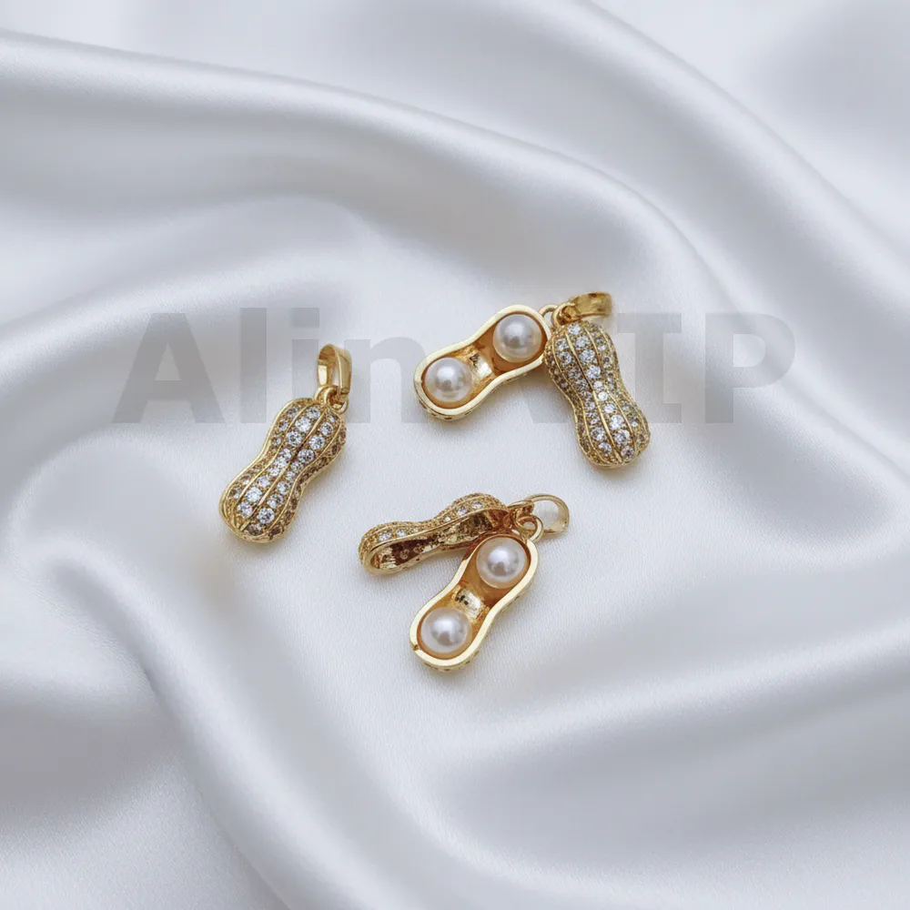 Liontin kacang unik yang bisa dibuka dihiasi permata zircon LTW021