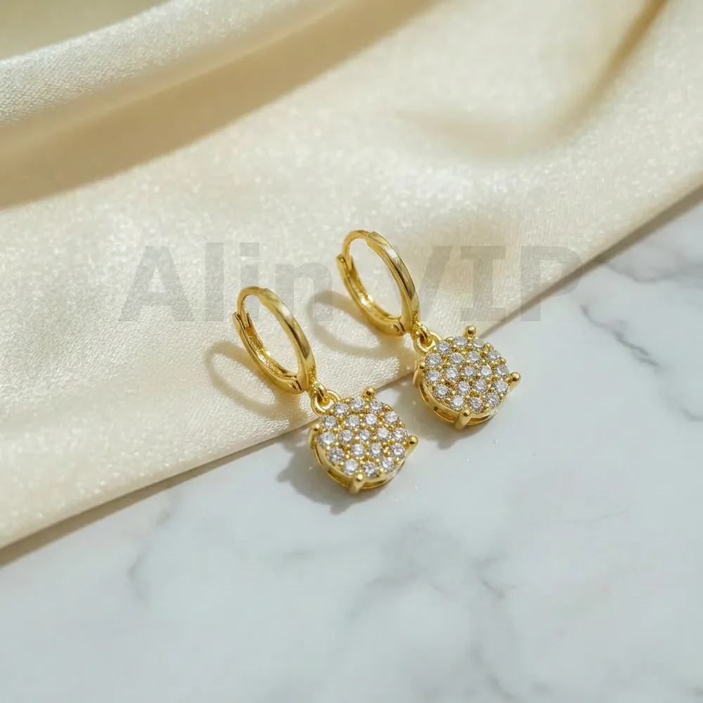 Anting Wanita | anting-hoop-juntai-bulat-pave-zircon-nuansa-gold-alin-vip-atw004 | Alin VIP