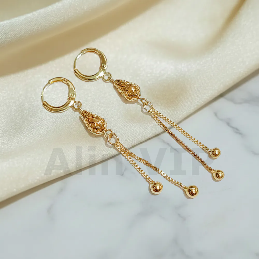 anting wanita juntai rumbai rantai tetes air warna gold alin vip atw095