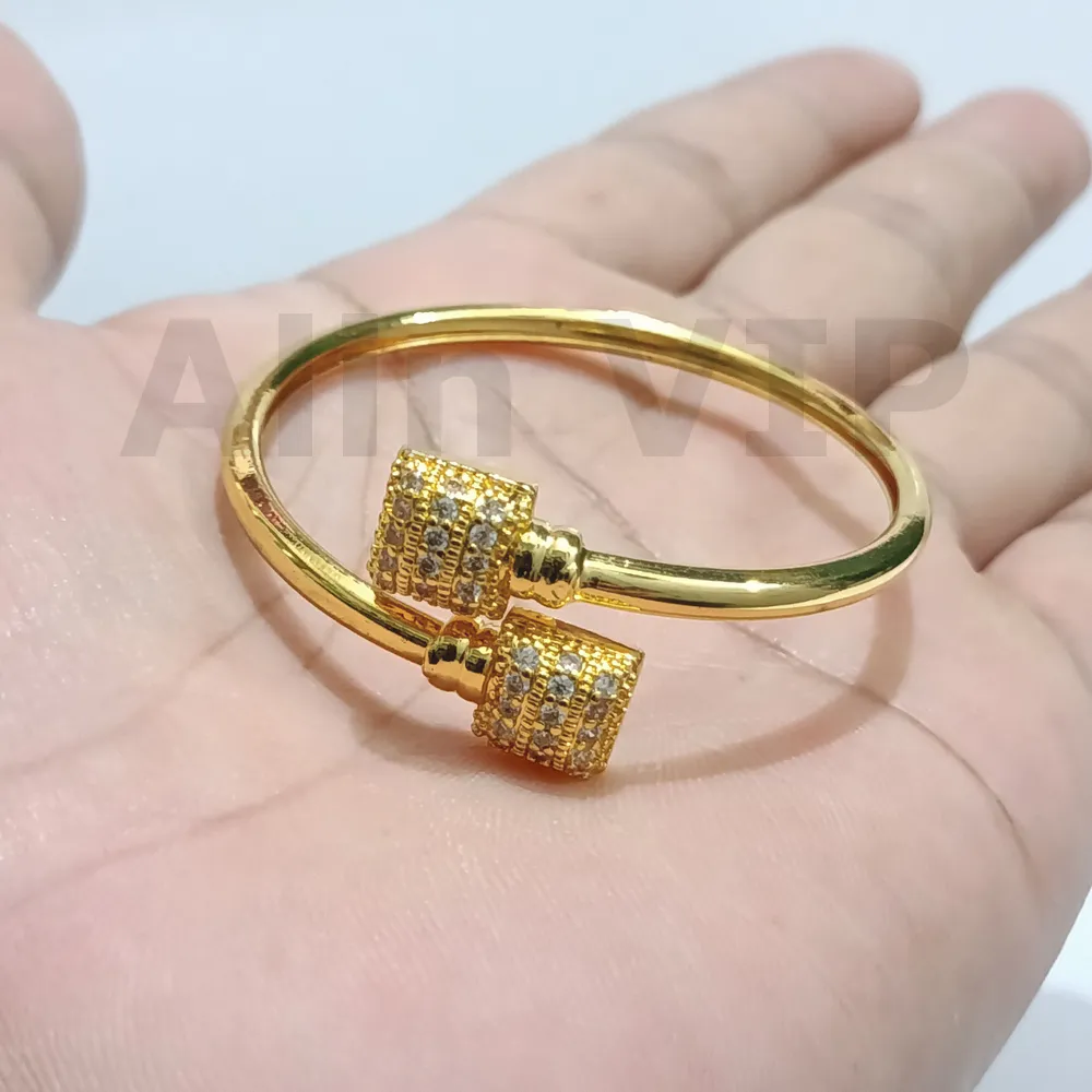 gelang anak bangle open cuff lapisan logam gold geometris kokoh modern alin vip gla043