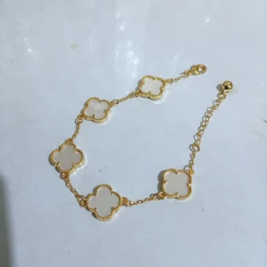 gelang clover putih titanium 15mm gold anti karat alin vip glw210