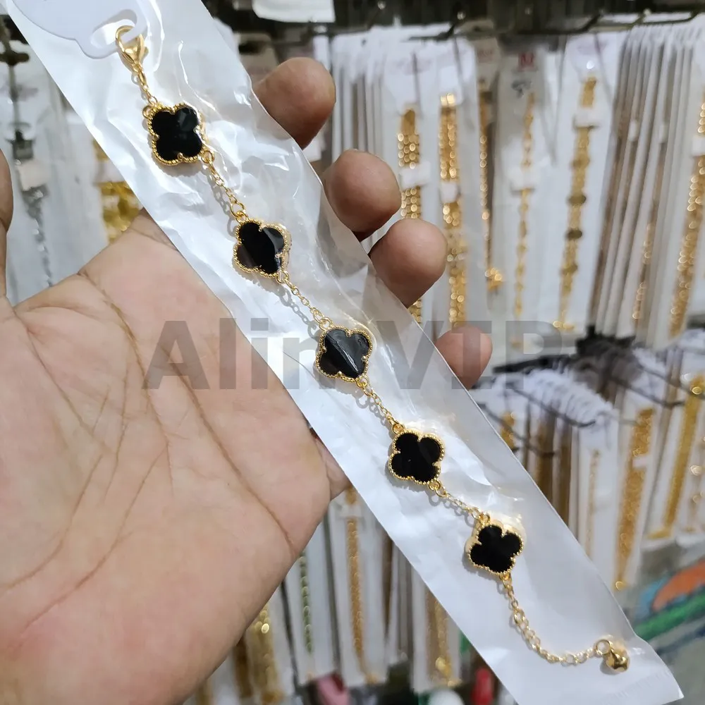 gelang tangan wanita clover hitam 15mm beaded titanium gold alin vip glw211